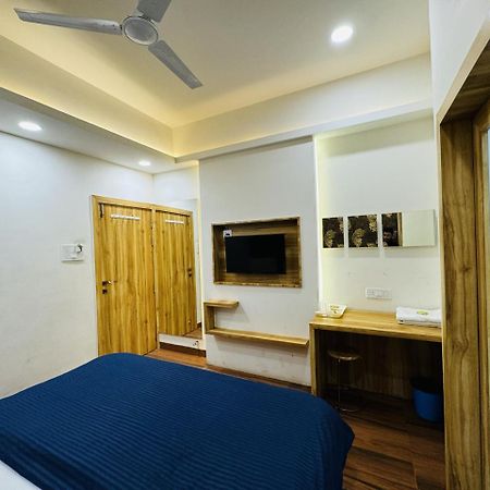 Hotel Shree Mahakal Krapa Ujjain Ngoại thất bức ảnh