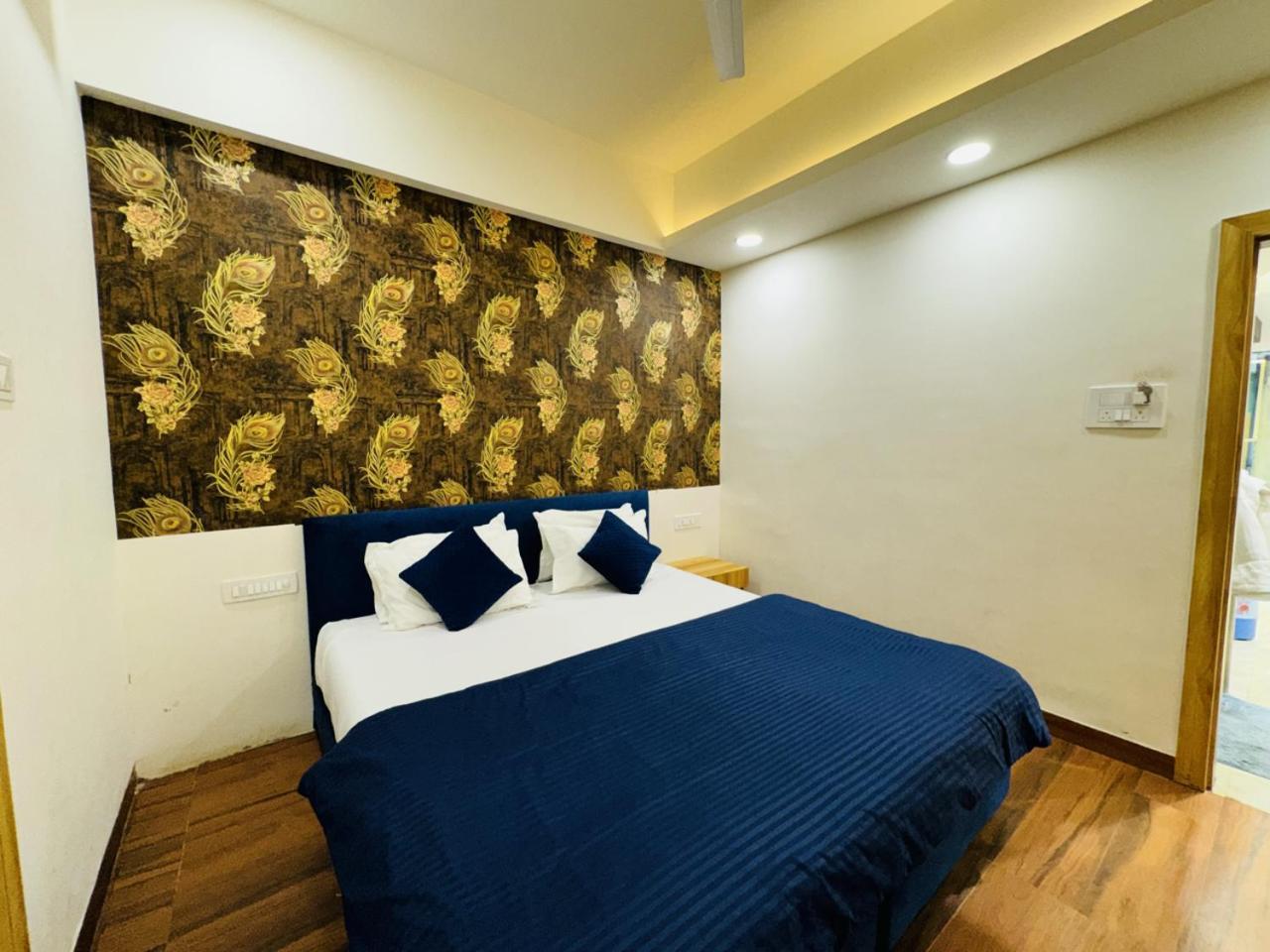 Hotel Shree Mahakal Krapa Ujjain Ngoại thất bức ảnh