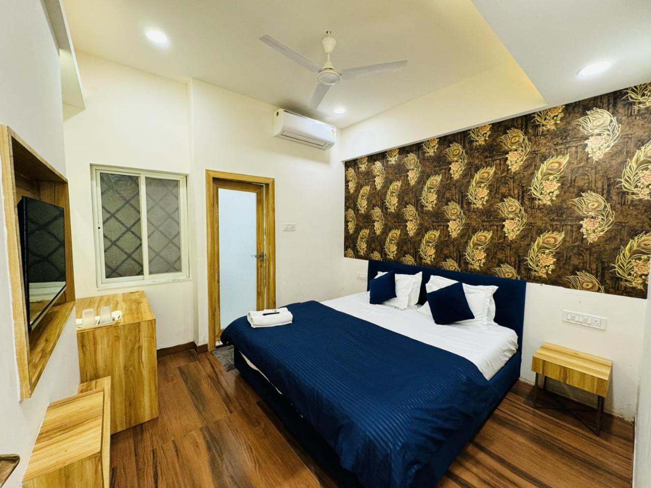 Hotel Shree Mahakal Krapa Ujjain Ngoại thất bức ảnh