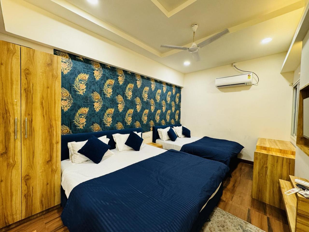 Hotel Shree Mahakal Krapa Ujjain Ngoại thất bức ảnh